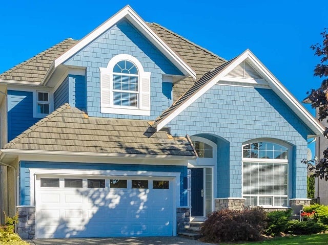 rumah warna biru