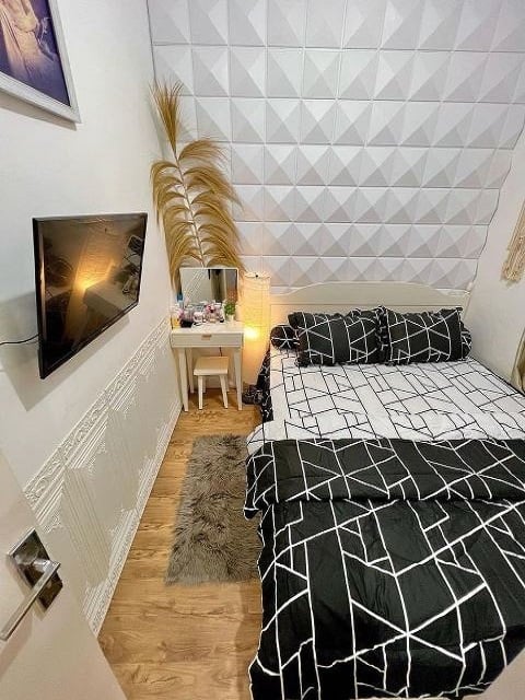 desain kamar 2x3 untuk suami istri