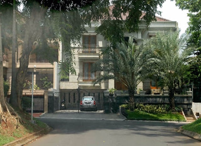 keuntungan tinggal di rumah tusuk sate