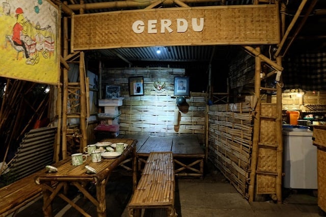 warung