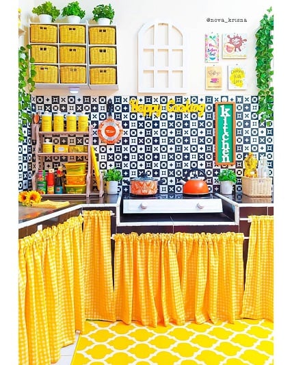 cat rumah warna kuning telur