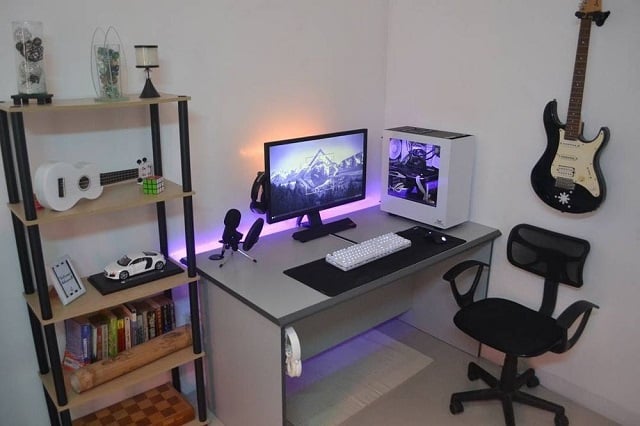 kamar gaming low budget sederhana