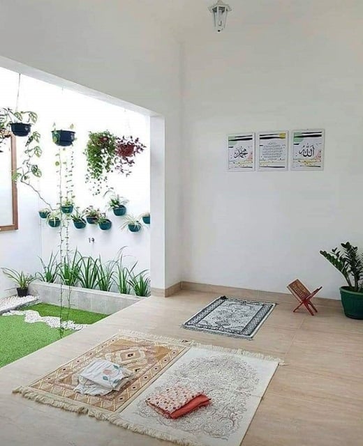 mushola rumah outdoor samping taman