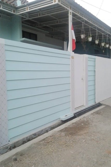 warna cat pagar cerah