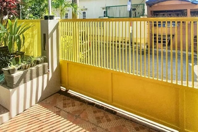 warna cat pagar cerah