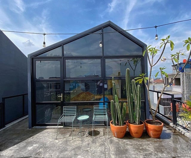 glass house