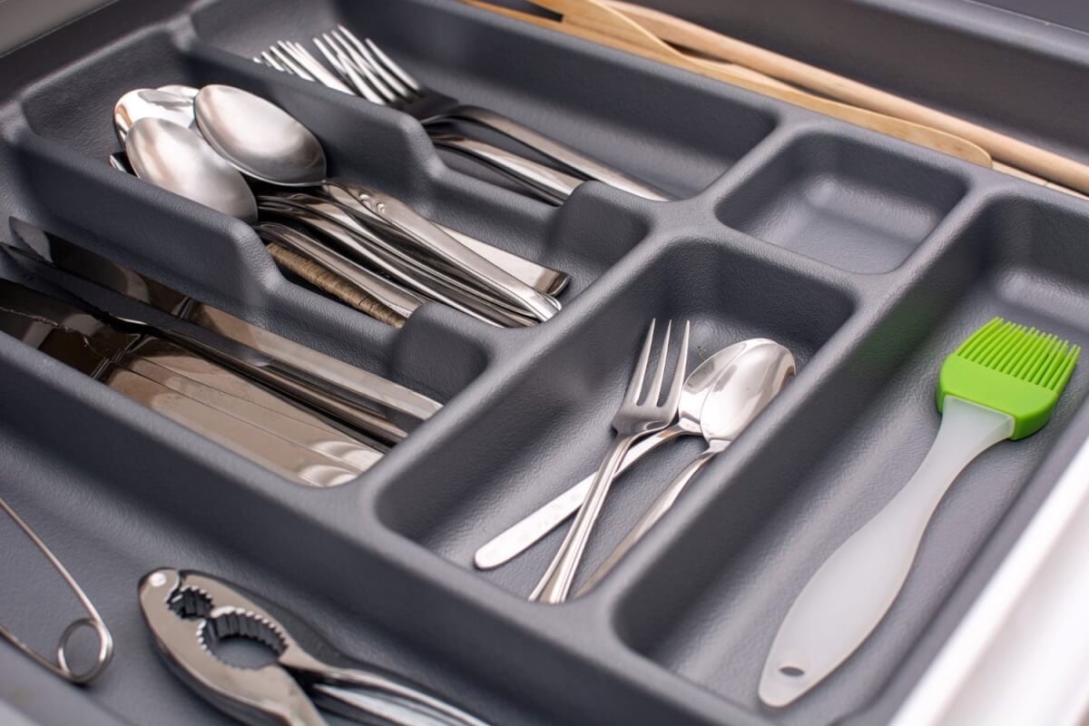 50 alat dapur dan makan beserta fungsinya