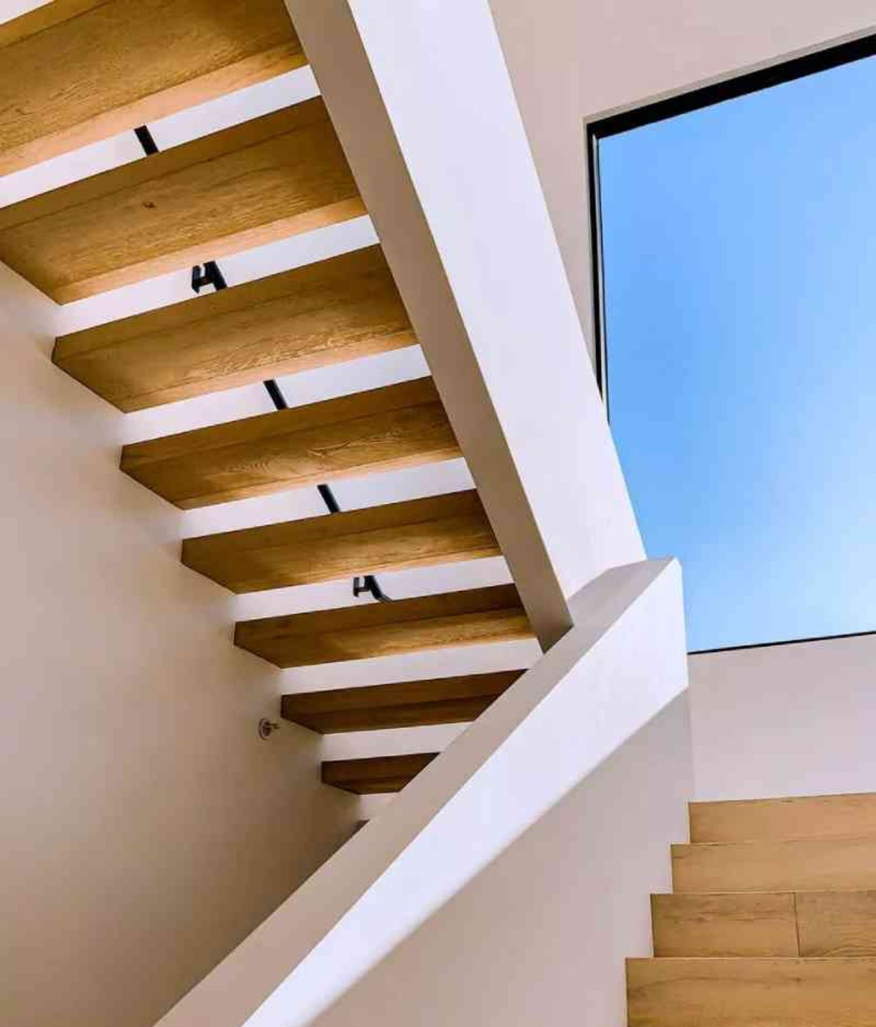 Model Railing Tangga Minimalis