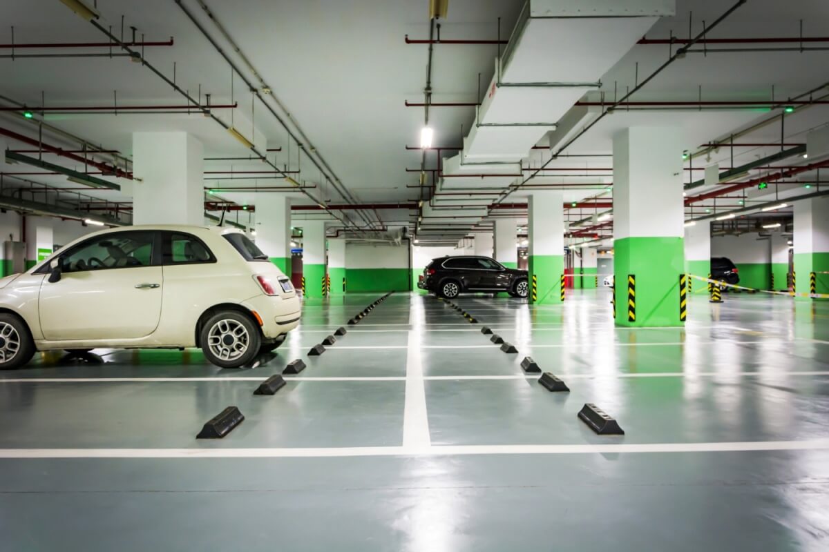tempat parkir kendaraan selama mudik