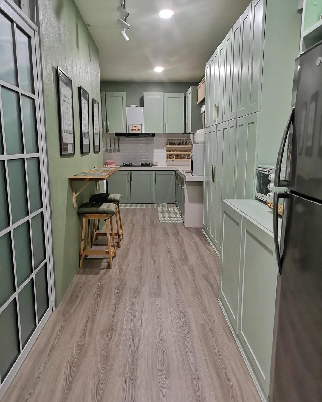 desain dapur sempit memanjang hijau desain dapur sempit memanjang hijau