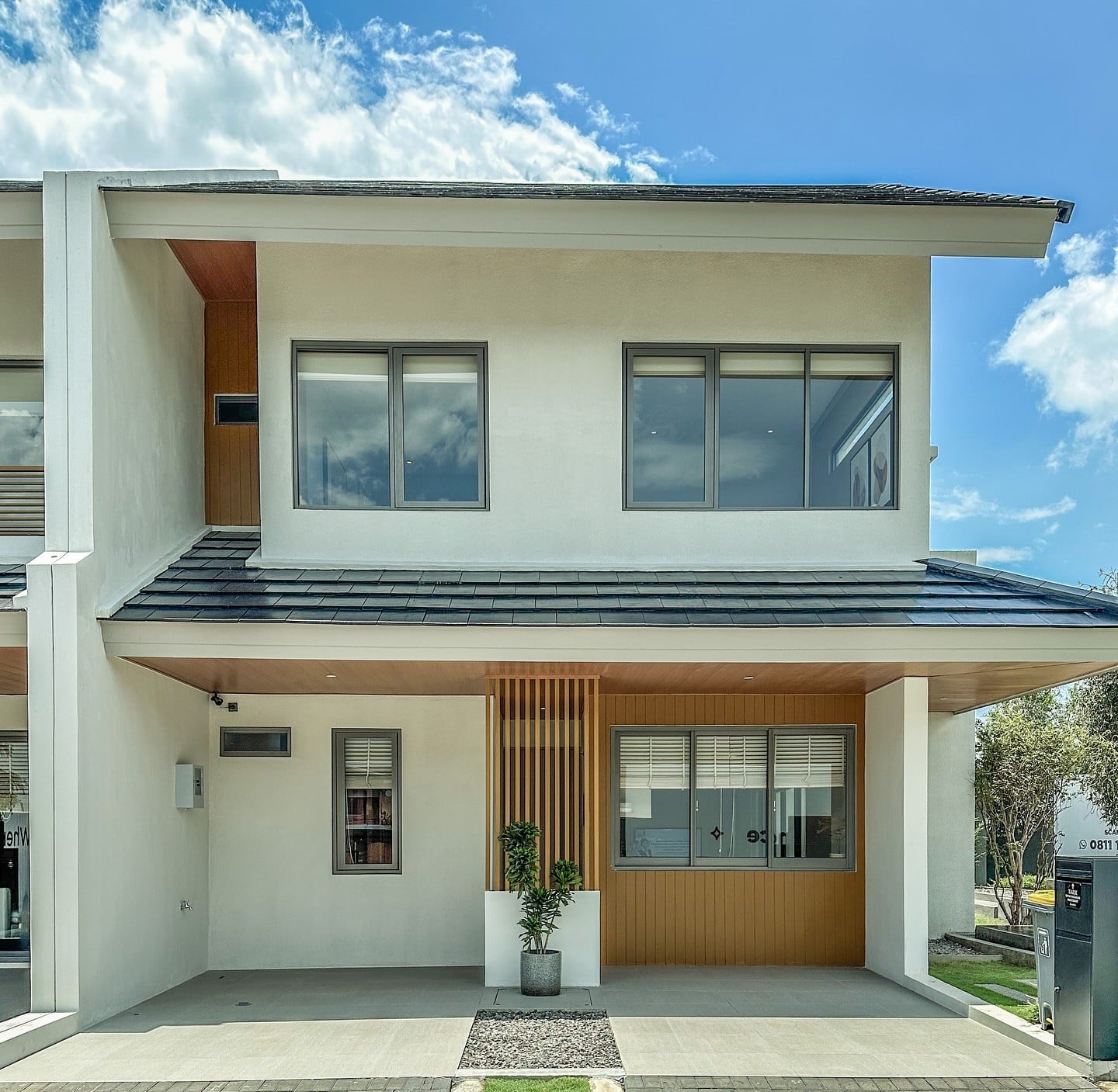 3. Desain Rumah Jepang 2 Lantai Bergaya Modern
