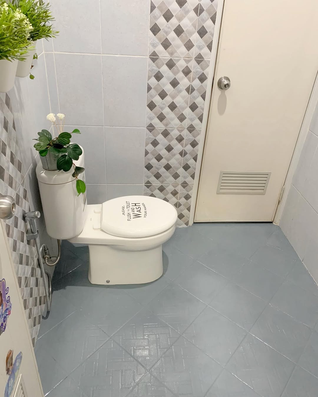 warna cat keramik kamar mandi