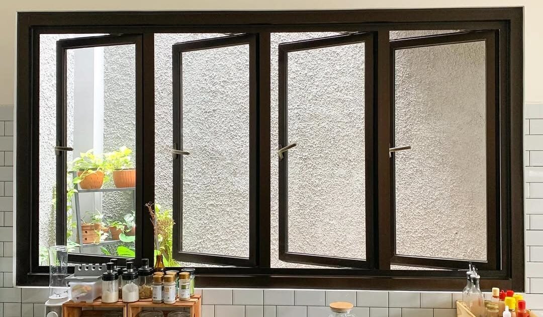 Tips Posisi Jendela Dapur yang Ideal, Arah Hadap & Penempatannya Tips Posisi Jendela Dapur yang Ideal, Arah Hadap & Penempatannya