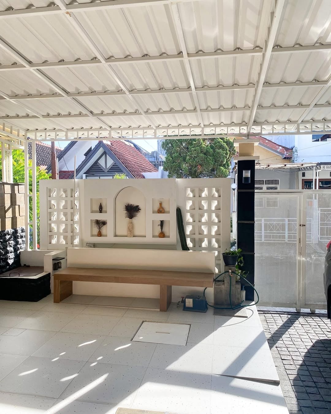 Inspirasi Model Atap Teras Depan Rumah Sederhana Tertutup Inspirasi Model Atap Teras Depan Rumah Sederhana Tertutup