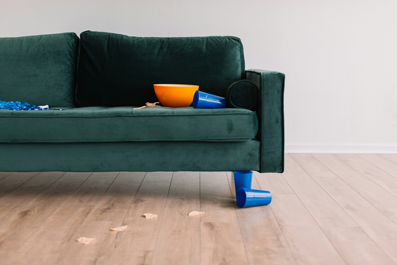 cara membersihkan noda di sofa kulit sintetis cara membersihkan noda di sofa kulit sintetis