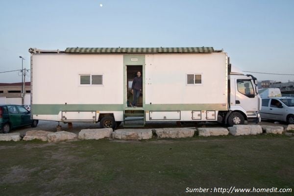 rumah mobil