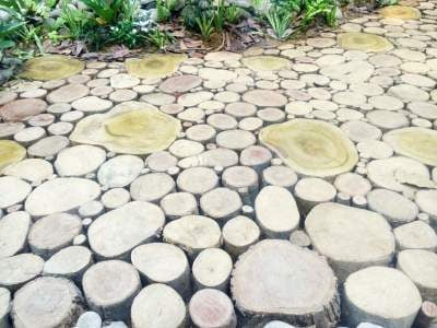 gambar pemasangan paving block