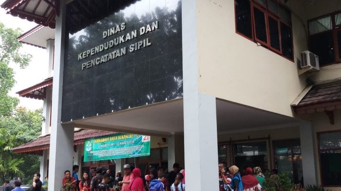 dinas kependudukan dan pencatatan sipil