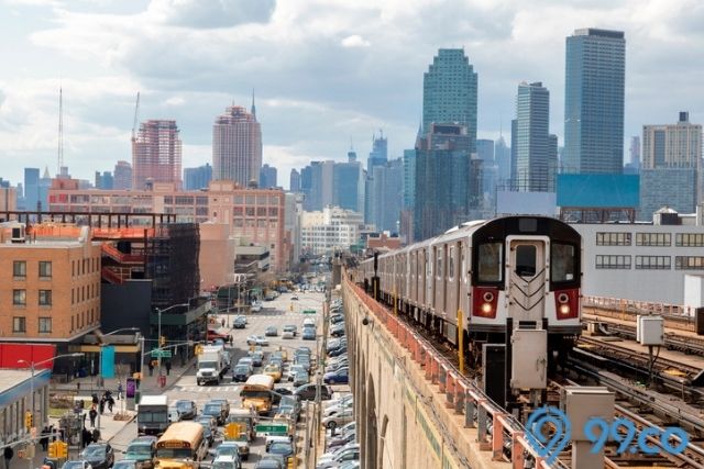 lokasi rumah strategis dekat transportasi umum