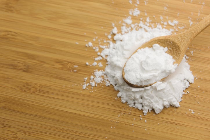 cara membersihkan kain suede dengan tepung maizena