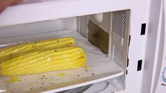 merebus jagung
