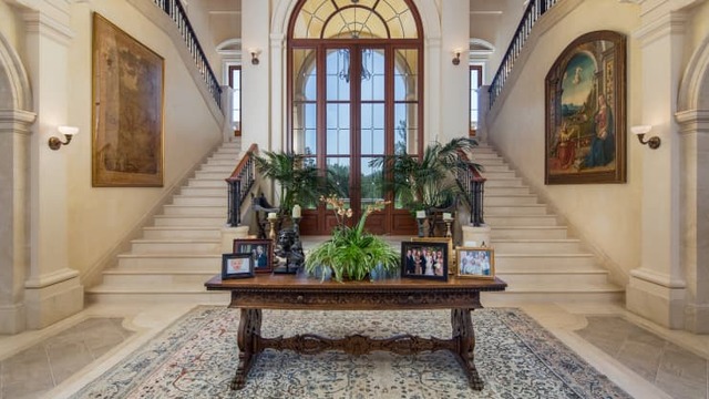 interior mewah rumah termahal di dunia