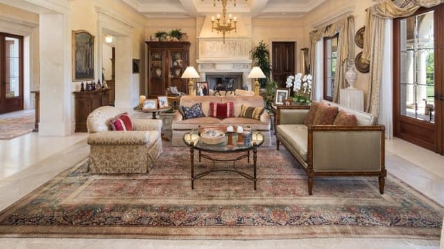 ruang tamu villa firenze rumah termahal di dunia