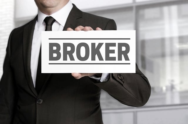 broker properti