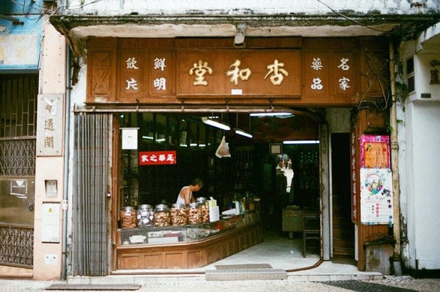 tinggal di ruko