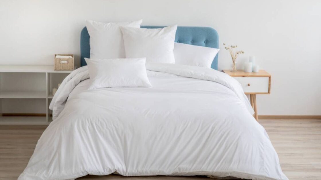 6 Rekomendasi Merek dan Harga Bed Cover Terbaik yang Bisa Kamu Beli. Terbaru 2023! 6 Rekomendasi Merek dan Harga Bed Cover Terbaik yang Bisa Kamu Beli. Terbaru 2023!