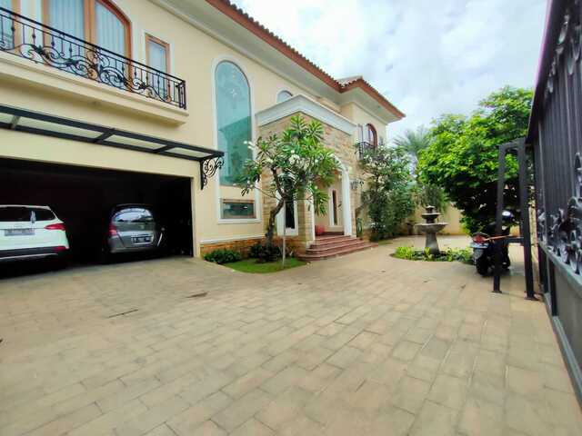 rumah di jaksel