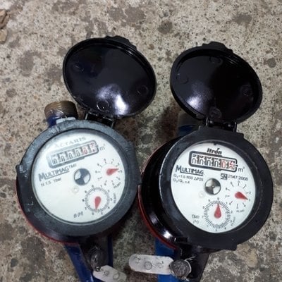 odometer meteran air