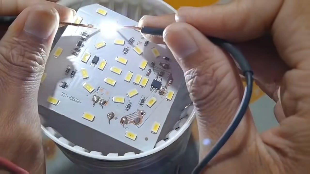 cara memperbaiki lampu led mati total tanpa solder