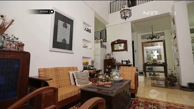interior rumah bergaya tradisional Jawa