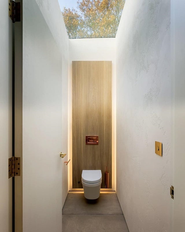 kamar mandi lorong