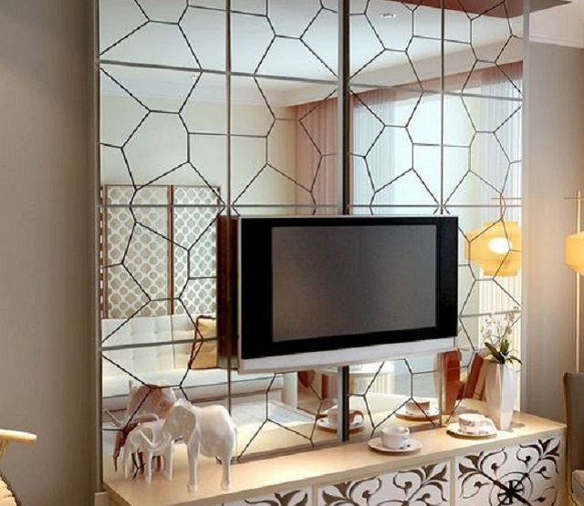 backdrop tv cermin