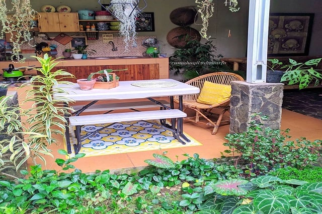 desain dapur terbuka taman dalam rumah dekat dapur tanaman hias dalam rumah