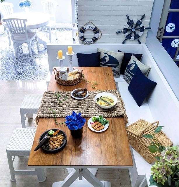 desain ruang makan ala cafe inspirasi gambar area makan
