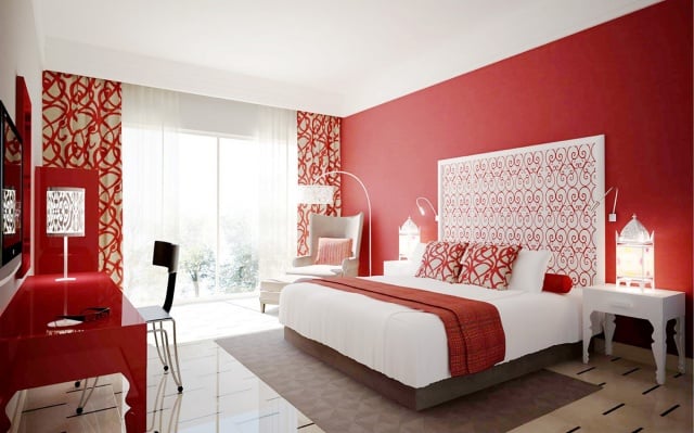 kamar tidur warna merah