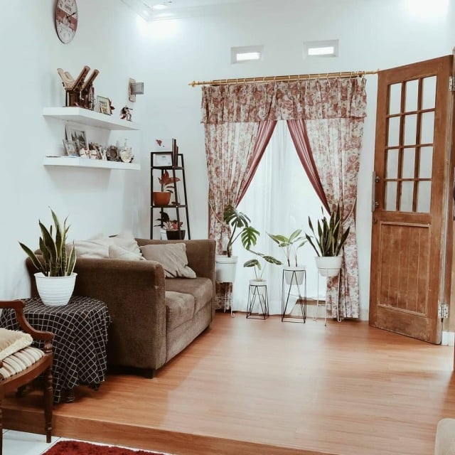 ruang tamu earthy tone