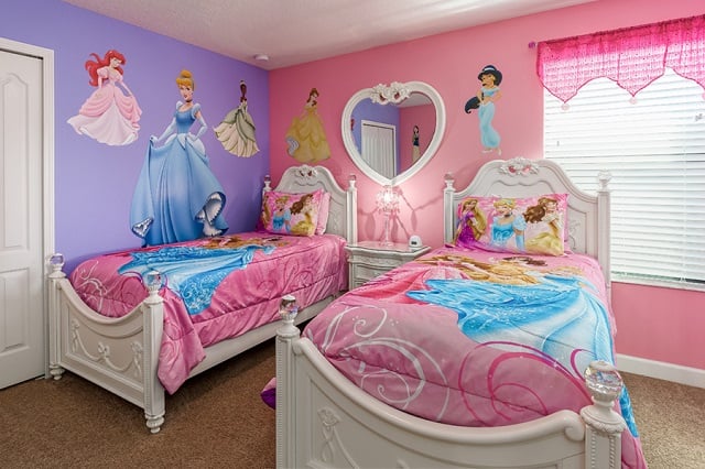 lukisan dinding kamar kartun princess