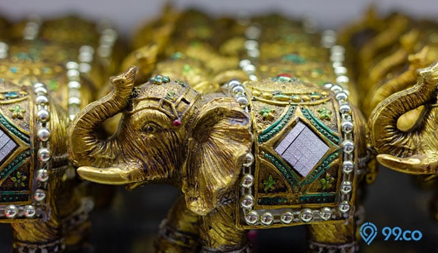 simbol pembawa keberuntungan patung gajah