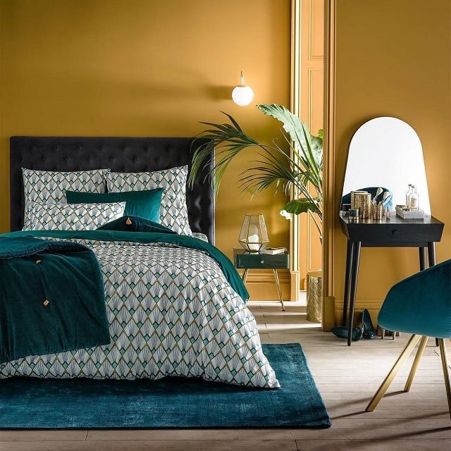 desain kamar tidur warna kuning dan hijau