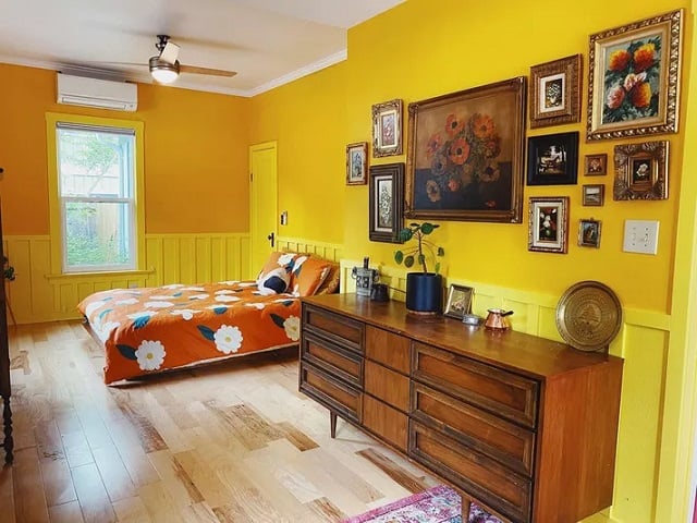 ide desain kamar warna kuning