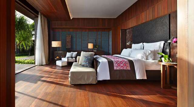 desain kamar tidur Bali dengan bukaan besar desain kamar tidur Bali dengan bukaan besar