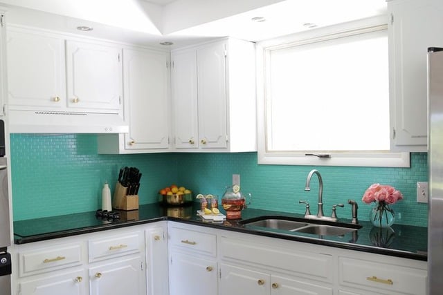warna keramik dapur