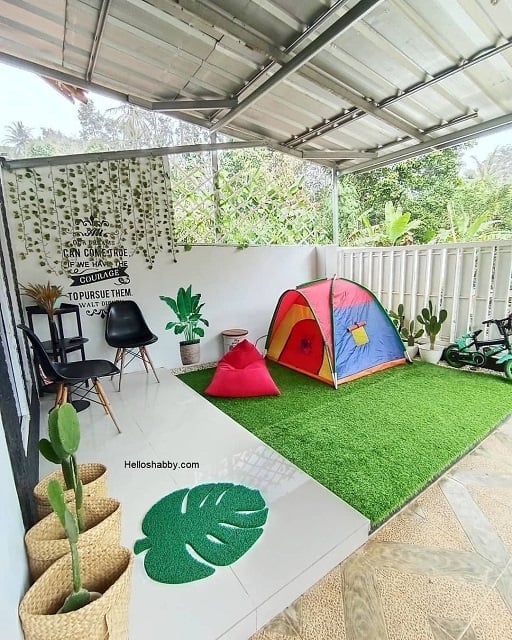 desain taman bermain anak di rumah dengan tenda