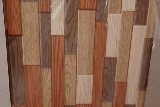 gradasi warna kayu