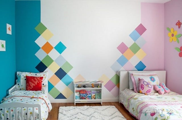 desain cat kamar geometris persegi