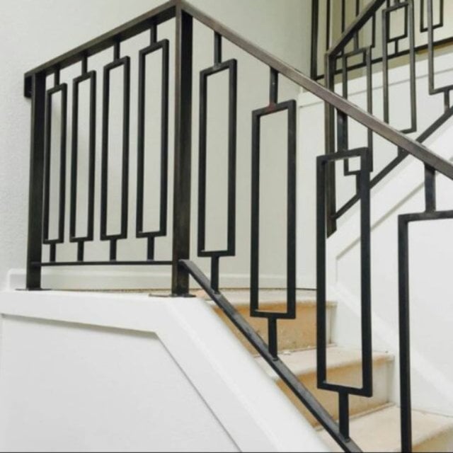 railing tangga besi hollow persegi panjang